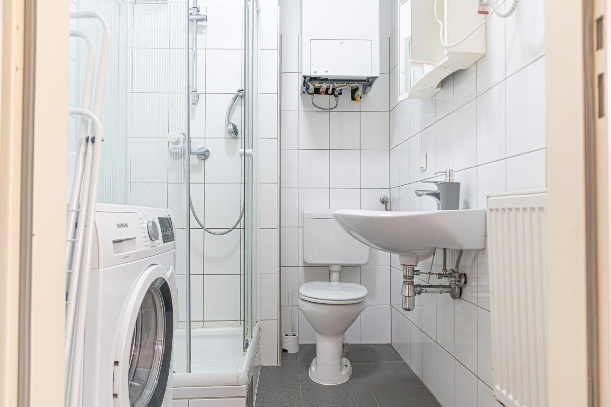 Spacious 2Br Apt Great Location - Near Schoenbrunn Viena Exterior foto
