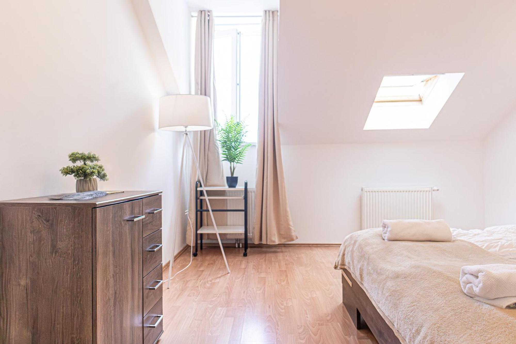 Spacious 2Br Apt Great Location - Near Schoenbrunn Viena Exterior foto