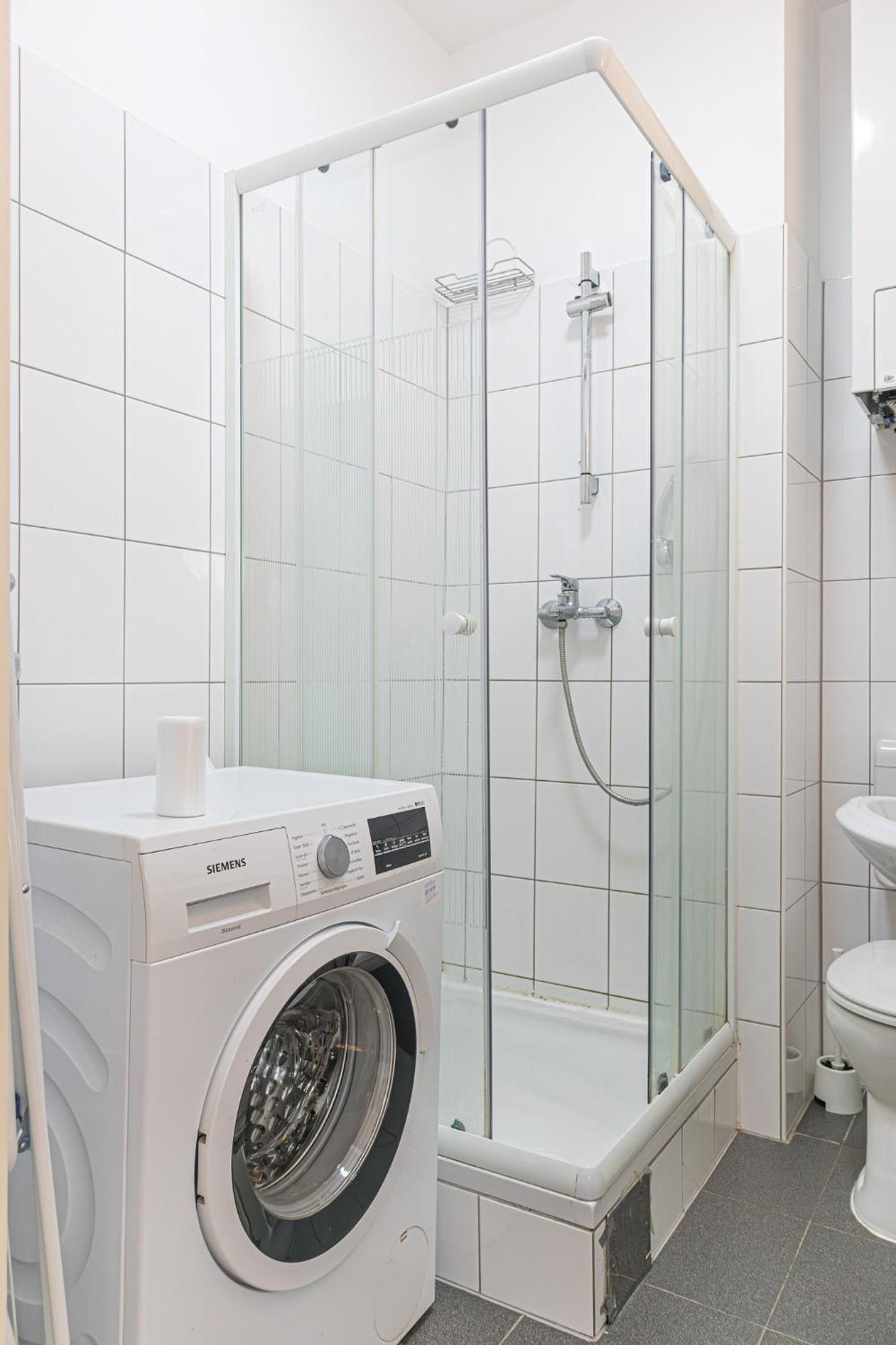 Spacious 2Br Apt Great Location - Near Schoenbrunn Viena Exterior foto