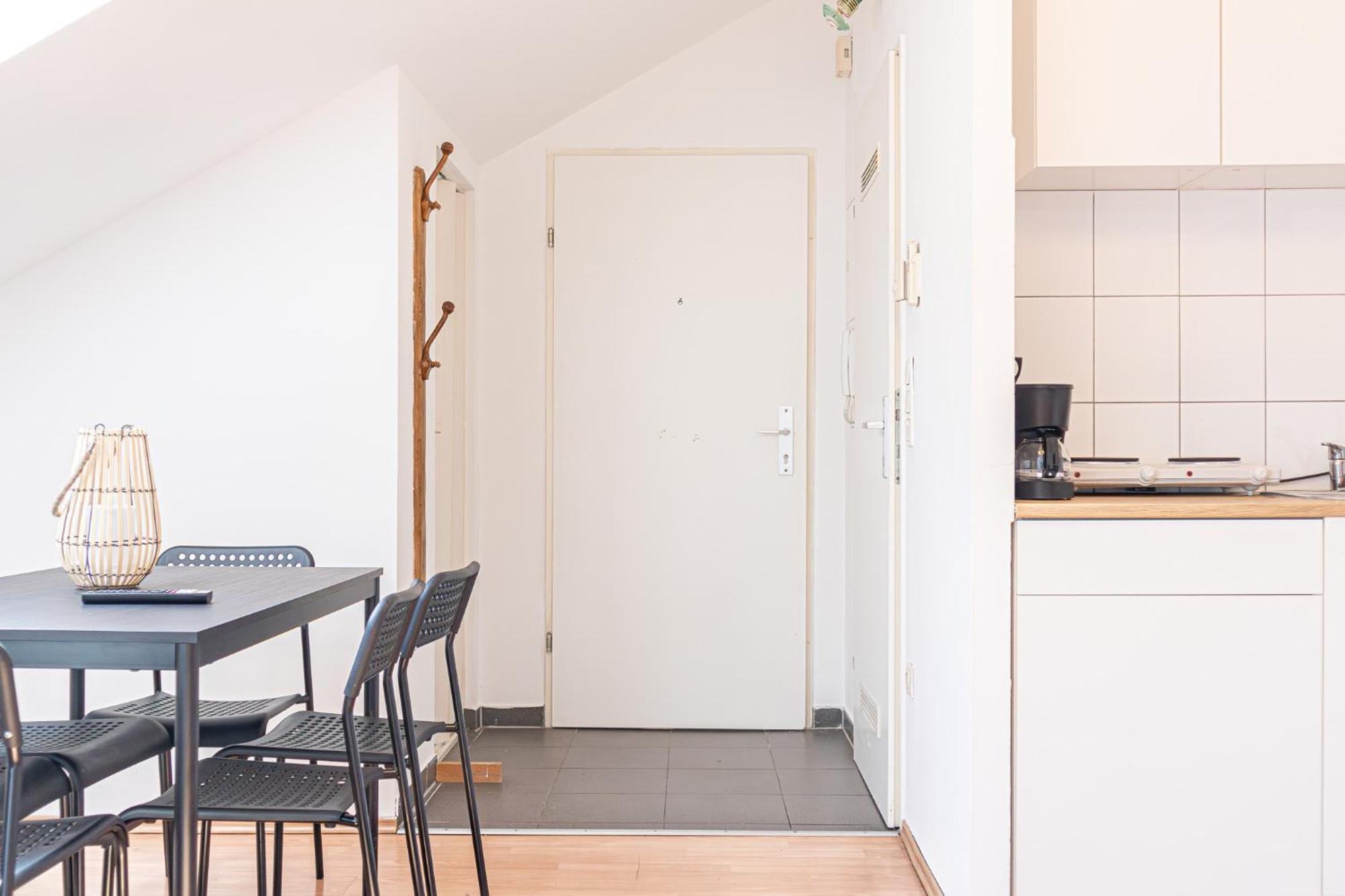 Spacious 2Br Apt Great Location - Near Schoenbrunn Viena Exterior foto